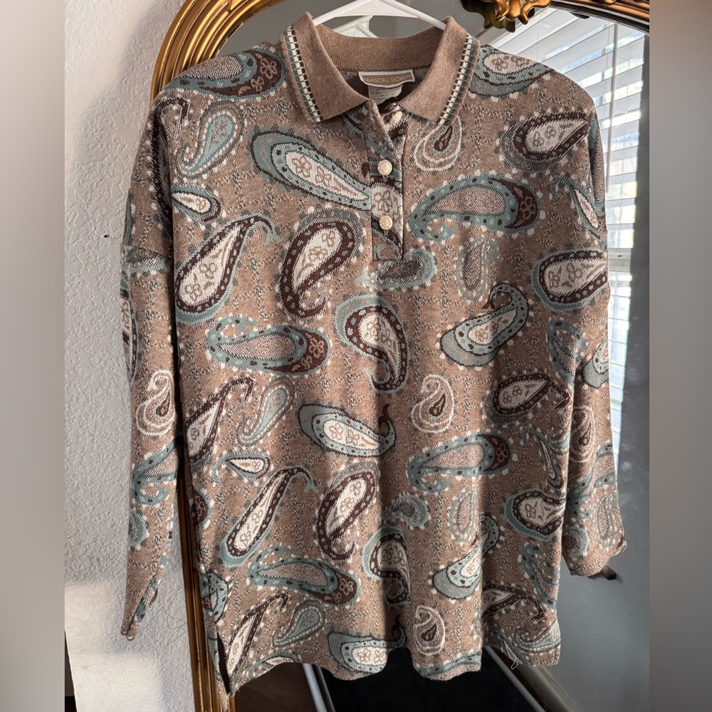 Season Ticket Vintage Paisley Patterned shirt sz-med
